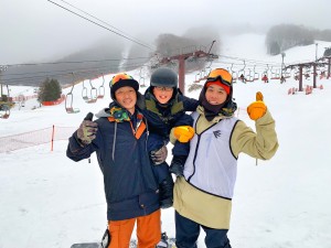WOOT SNOWBOARD PARK SCHOOL 初回週末終了!グラトリ、ジブレッスン中心でした!