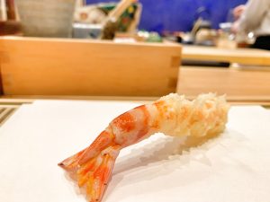 誕生日は食い倒れ!中目黒にある、見た目は最高にボロいけど最高に美味しい天ぷらと、六本木の焼いてくれる焼肉屋さん!